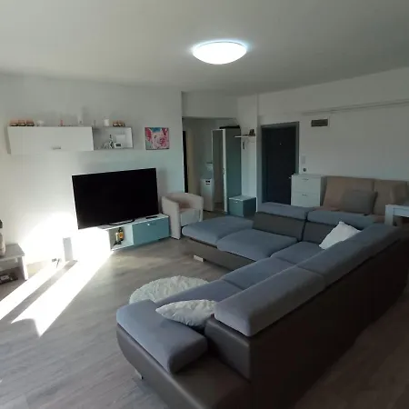 Adrianopol By The Sea Apartmán Năvodari